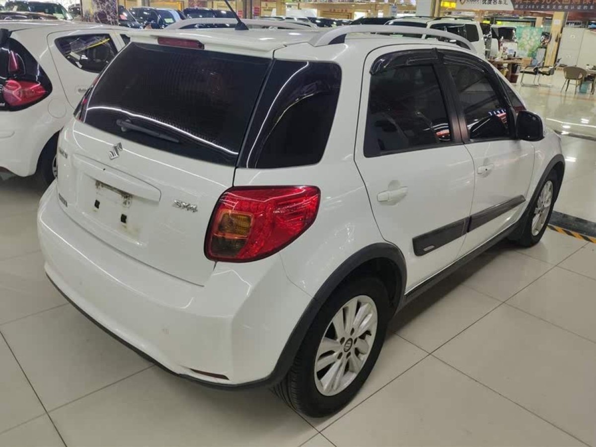 鈴木 天語(yǔ) SX4  2013款 1.6L 自動(dòng)酷銳型圖片