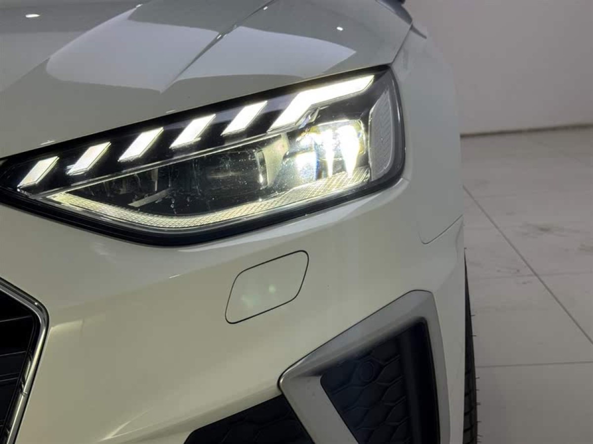 奧迪 奧迪A4L  2020款 45 TFSI quattro 臻選動(dòng)感型圖片