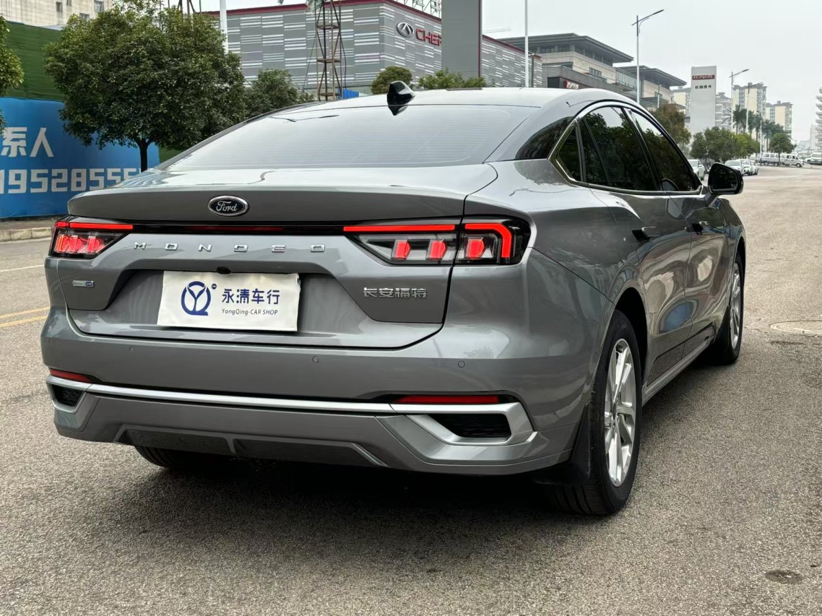 2022年11月福特 蒙迪歐  2022款 改款 EcoBoost 245 豪華型