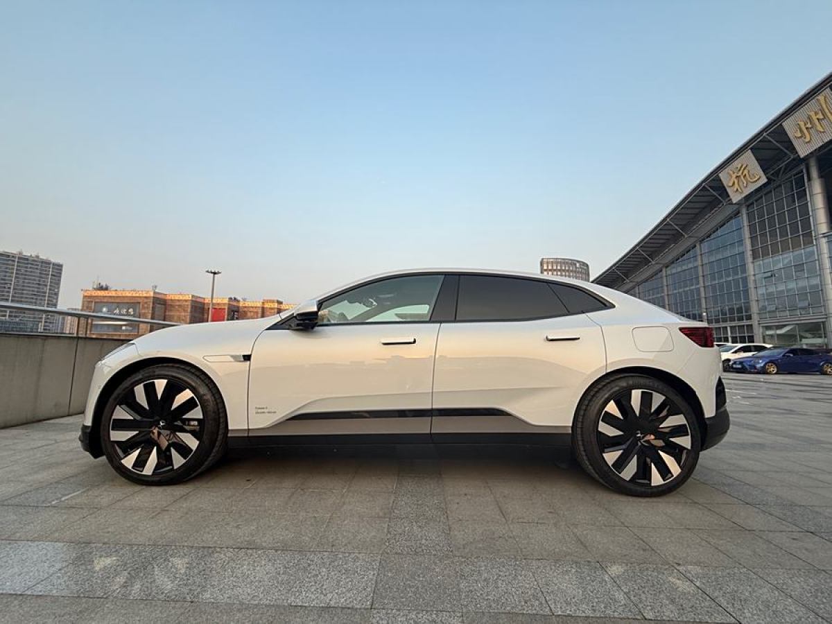 Polestar極星 Polestar 4  2023款 雙電機(jī)長(zhǎng)續(xù)航PLUS圖片