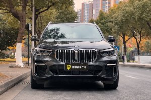 宝马X5 宝马 改款 xDrive 40Li 尊享型M运动套装