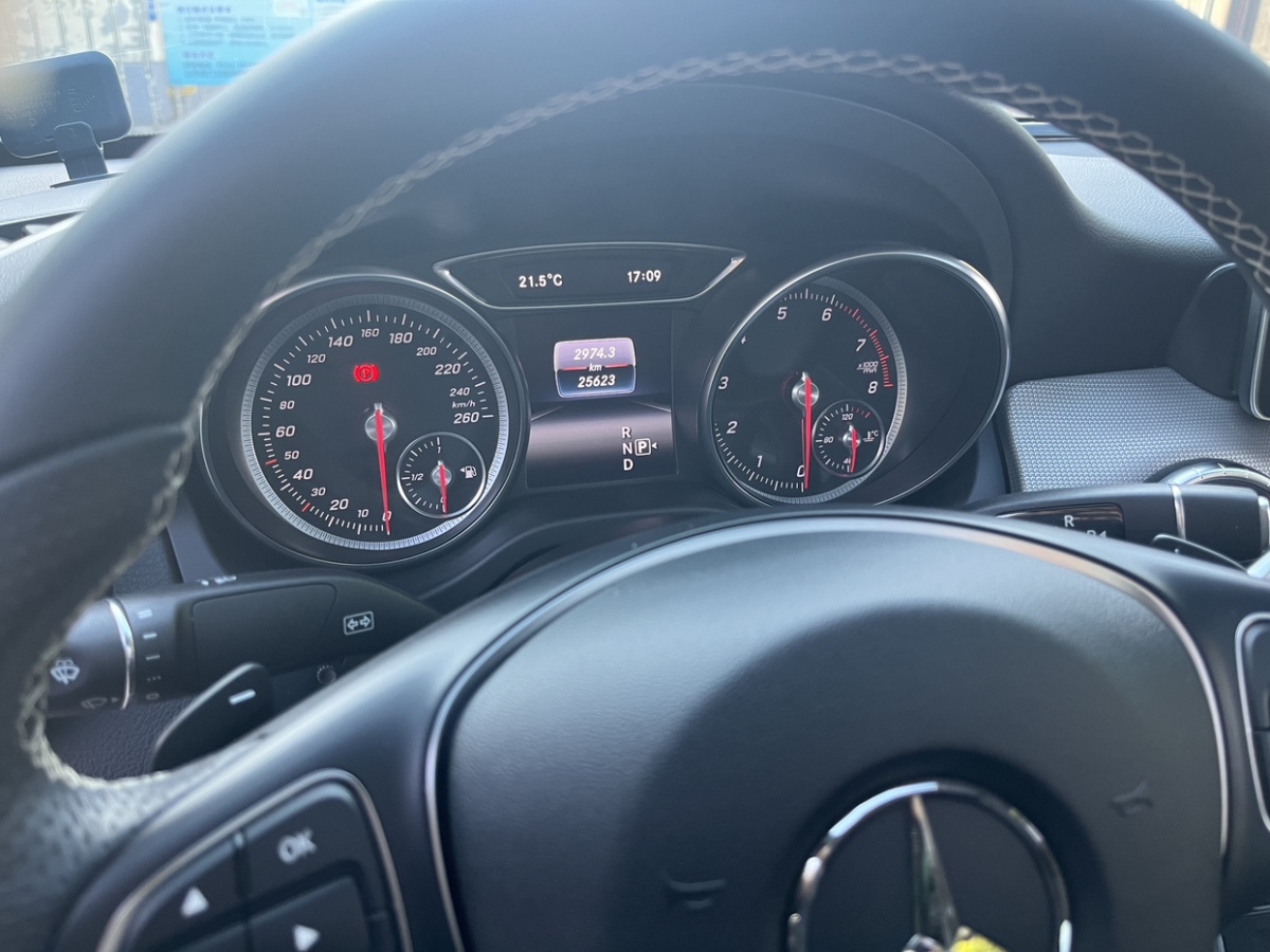 2018年06月奔驰 奔驰CLA级  2018款 CLA 200 动感型