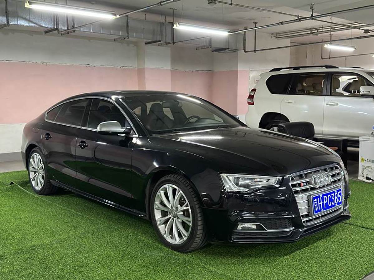 2014年10月奧迪 奧迪S5  2012款 S5 3.0T Sportback