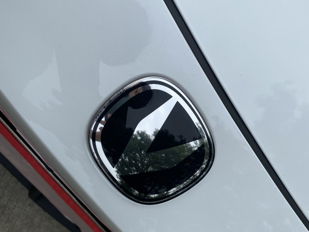 長安 長安UNI-V  2023款 1.5T 尊貴型圖片