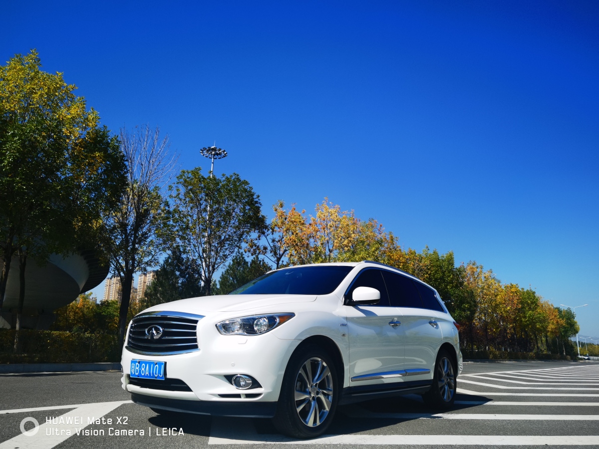 2016年6月英菲尼迪 QX60  2020款 2.5 S/C Hybrid 兩驅(qū)卓越版 國(guó)VI