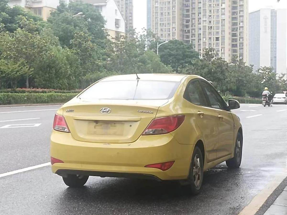 2014年7月現(xiàn)代 瑞納  2014款 1.4L 自動智能型GLS