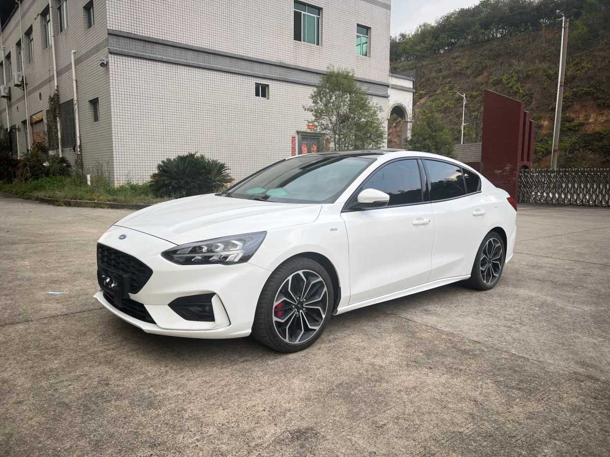 福特 ?？怂? 2021款 三廂 EcoBoost 180 自動(dòng)ST Line圖片