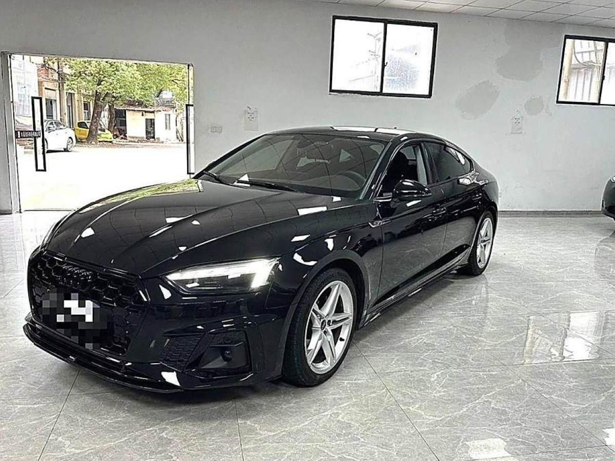 奧迪 奧迪A5  2023款 Sportback 40 TFSI 時(shí)尚動(dòng)感型圖片