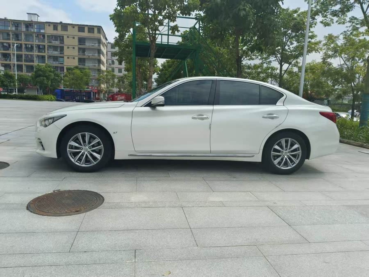 英菲尼迪 Q50L  2015款 2.0T 悅享版圖片