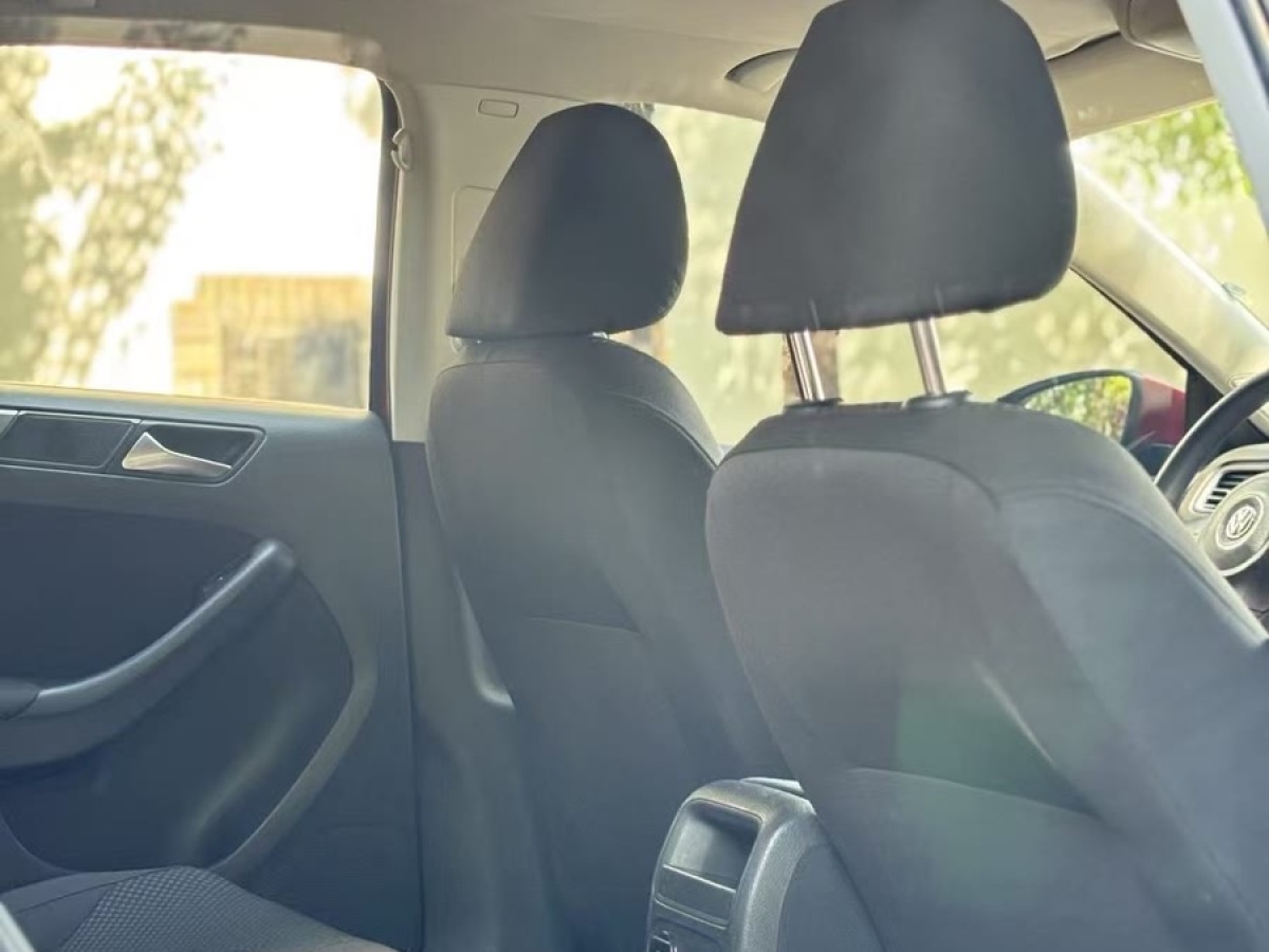 大眾 速騰  2013款 1.4TSI 藍(lán)驅(qū)版圖片