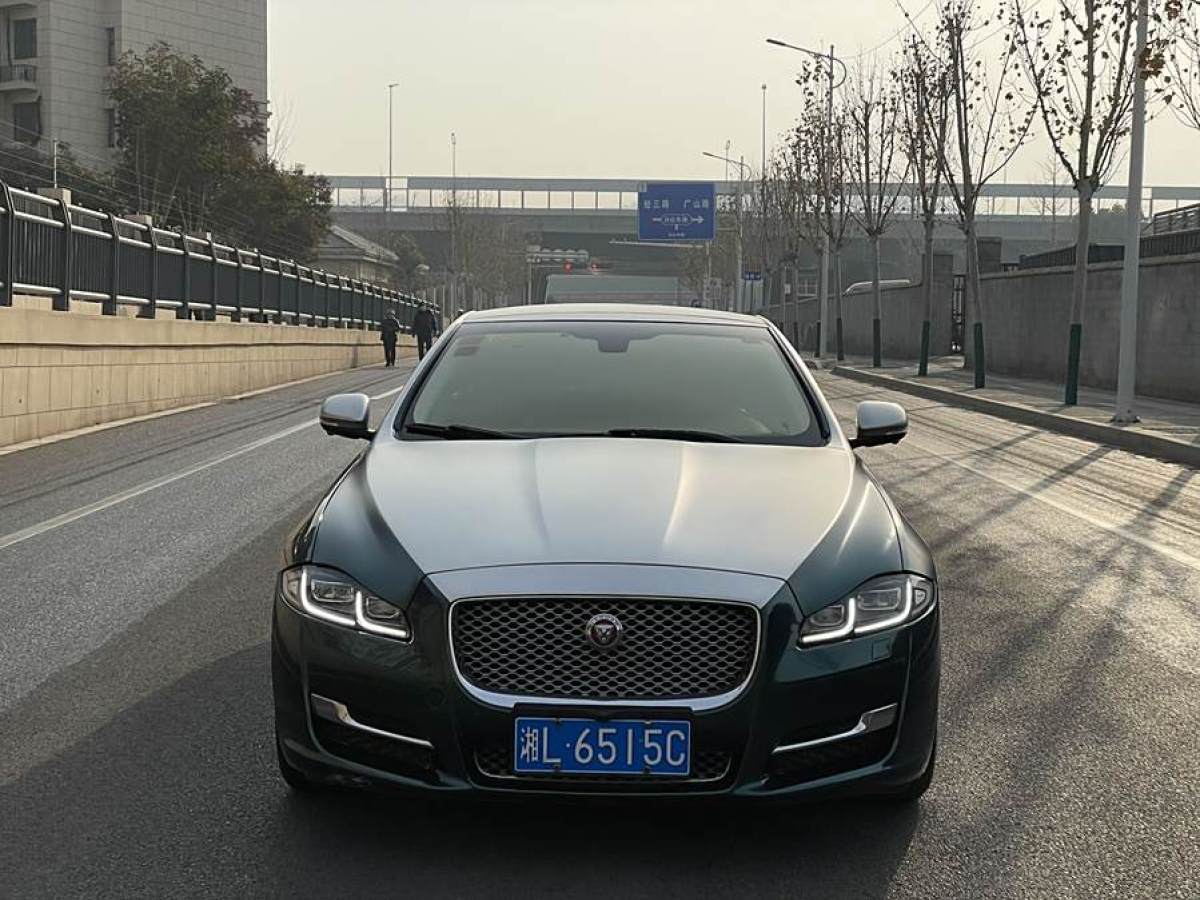 捷豹 XJ  2016款 XJL 3.0 SC 兩驅(qū)典雅商務(wù)版圖片