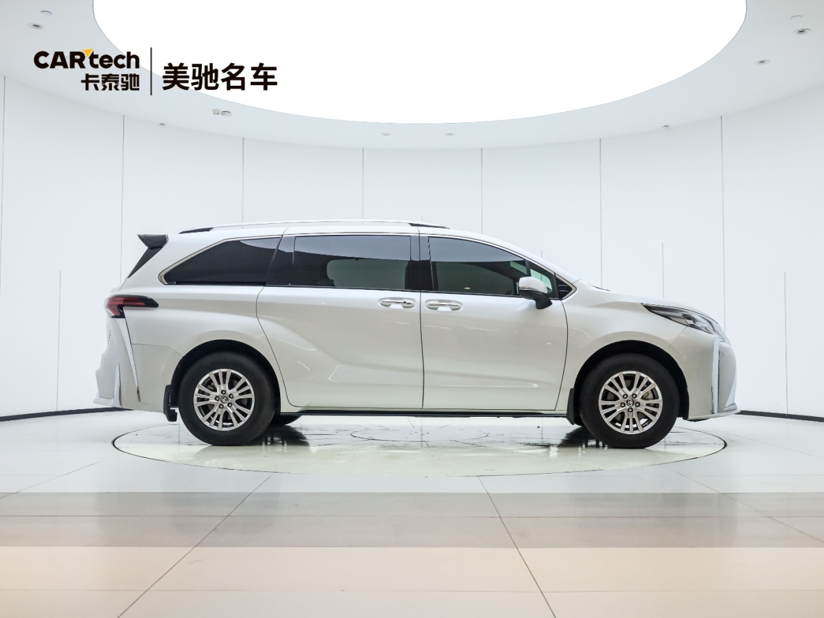 豐田 賽那SIENNA  2021款 2.5L混動 豪華版圖片