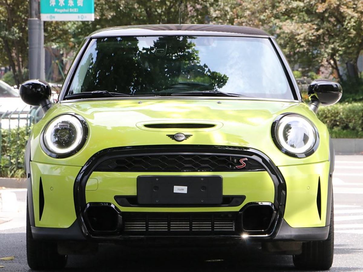 MINI MINI  2022款 改款 2.0T COOPER S 藝術(shù)家圖片