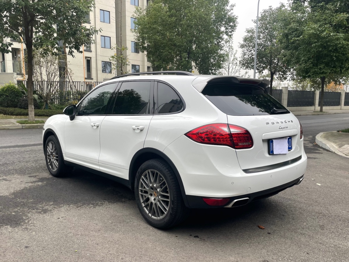 保时捷 cayenne 卡宴 2014款 3.0t 铂金版图片