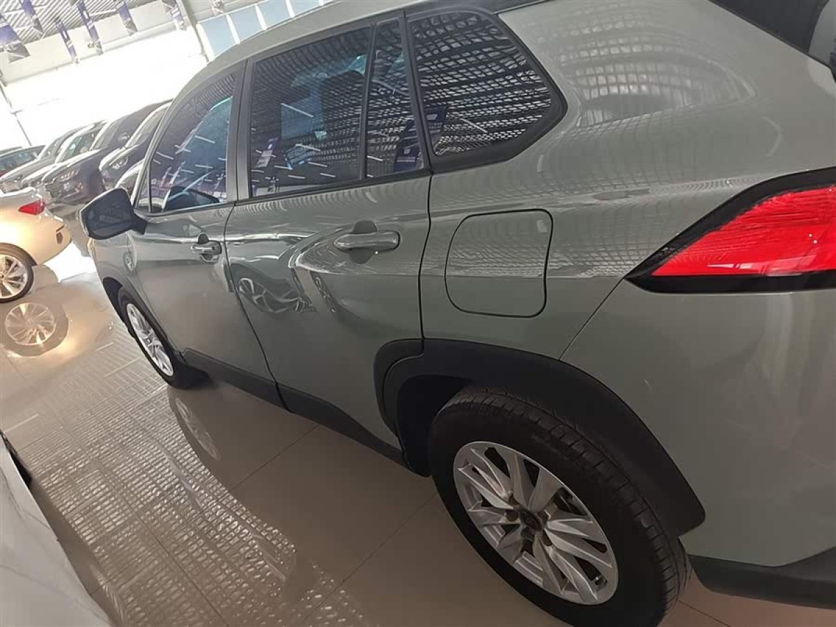 豐田 卡羅拉銳放  2022款 2.0L 精英版圖片