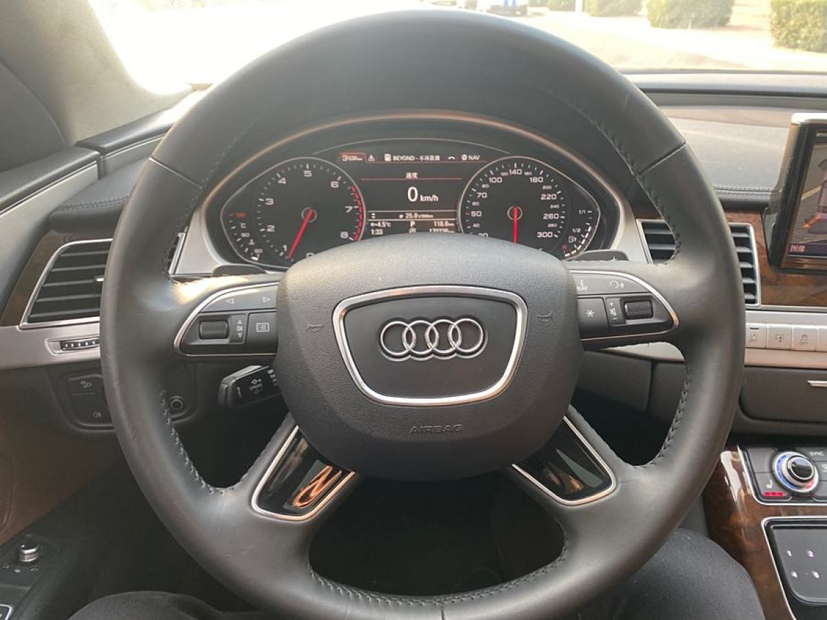 奧迪 奧迪A8  2014款 A8L 45 TFSI quattro舒適型圖片