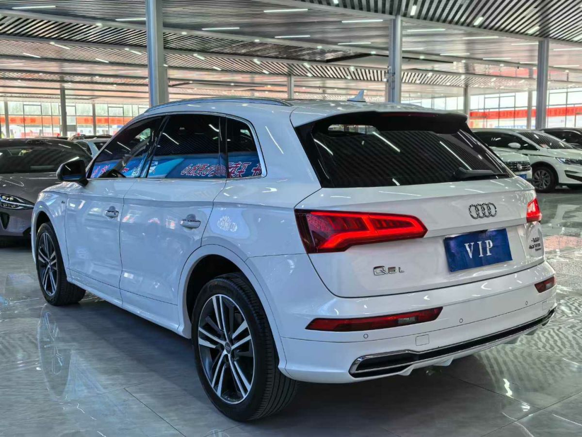 奧迪 奧迪Q3  2020款 35 TFSI 時尚動感型圖片