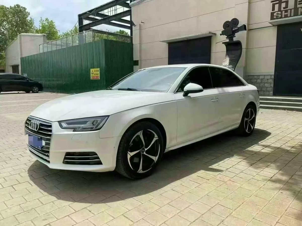 奧迪 奧迪A4L  2018款 30周年年型 30 TFSI 進取型圖片