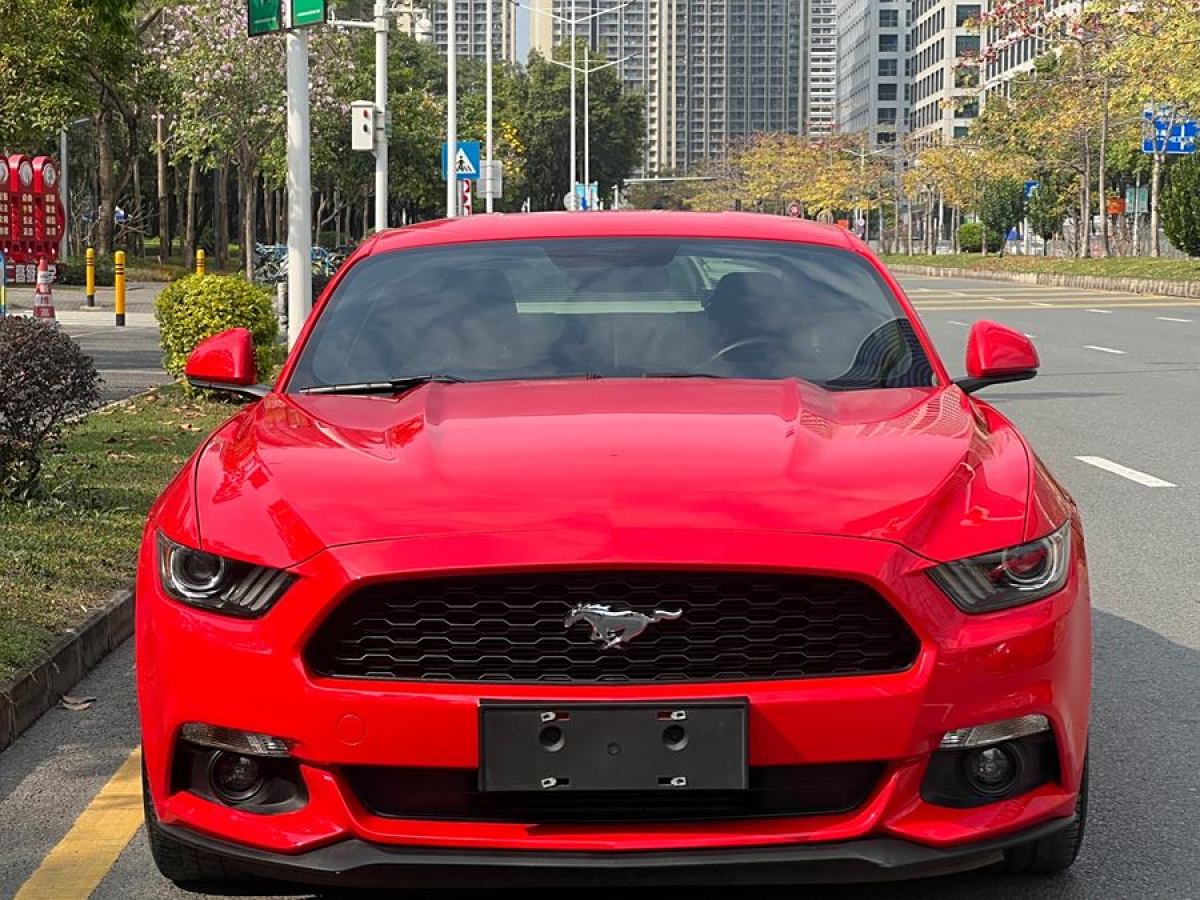 福特 Mustang  2016款 2.3T 運(yùn)動版圖片