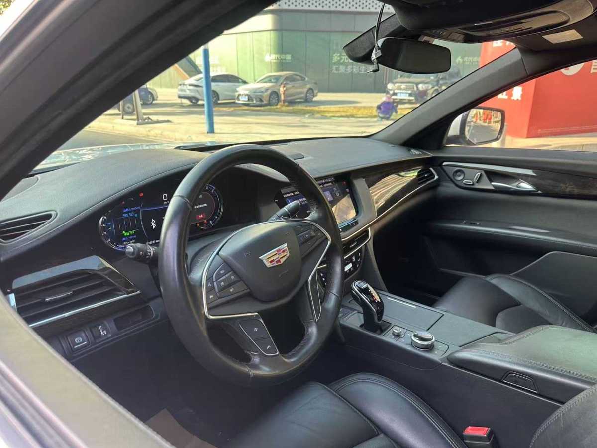 凱迪拉克 CT6  2023款 28T 豪華型圖片