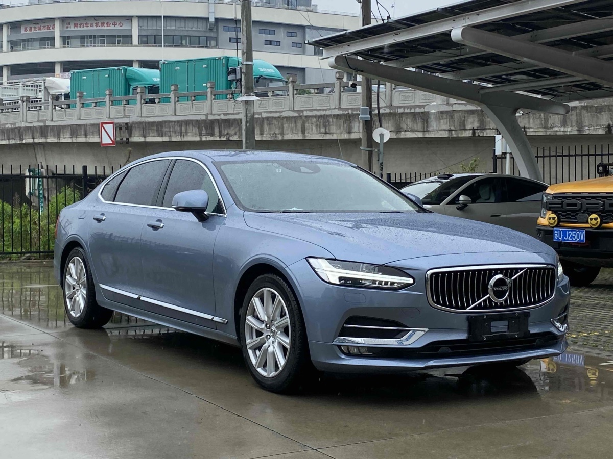 沃爾沃 S90  2020款 改款 T5 智遠(yuǎn)豪華版圖片