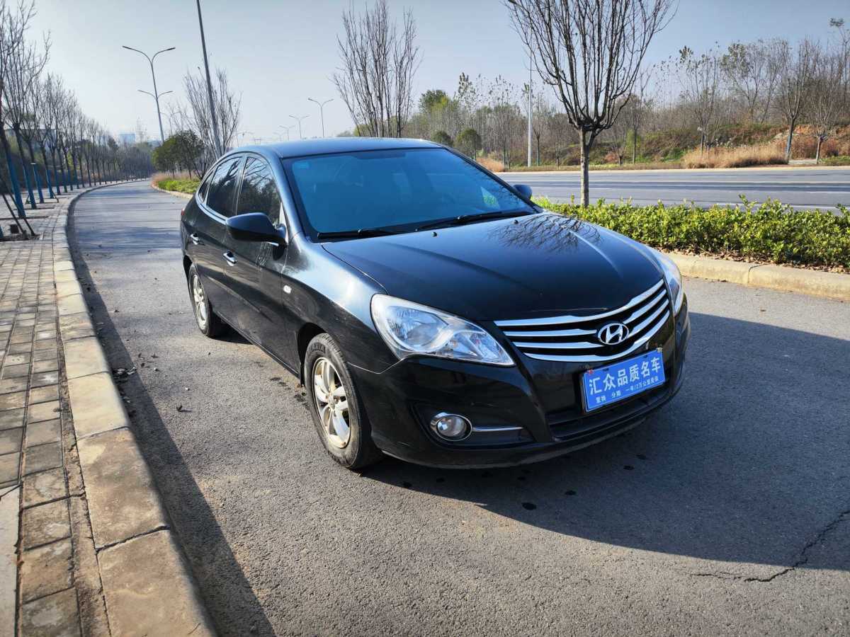 現(xiàn)代 悅動  2011款 1.6L 手動舒適型圖片