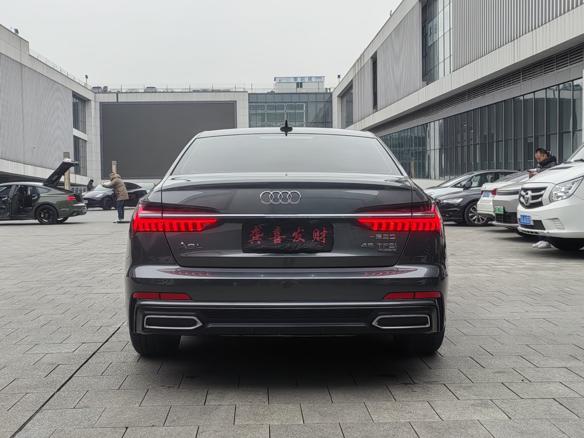 奧迪 奧迪A6L  2022款 45 TFSI 臻選動(dòng)感型圖片