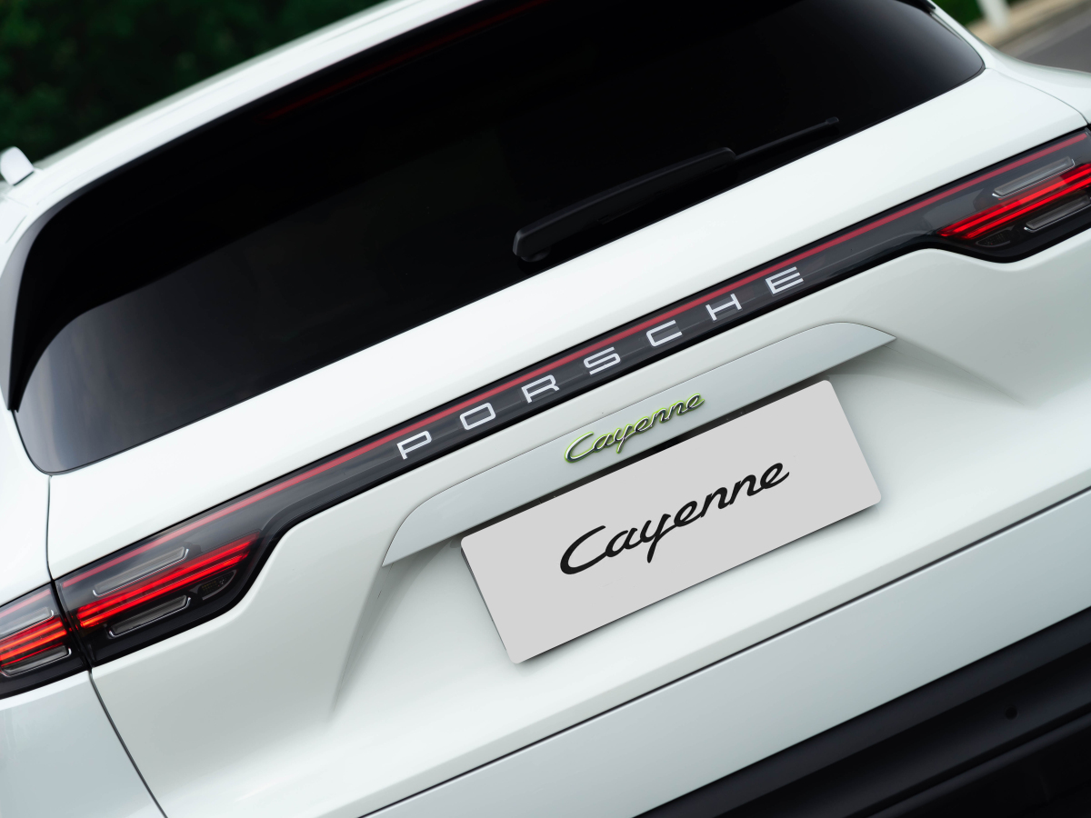 2021年2月保時捷 Cayenne新能源  2021款 Cayenne E-Hybrid 2.0T