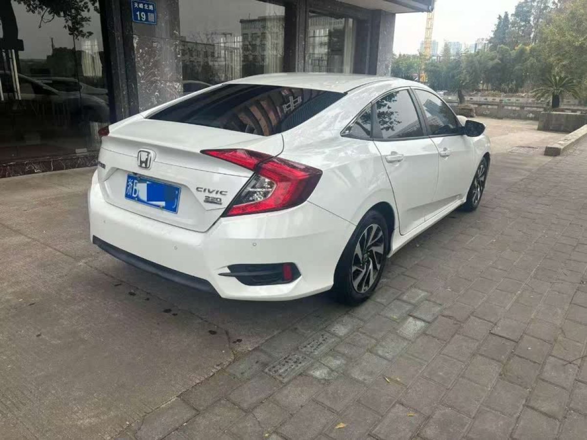本田 思域  2016款 220TURBO CVT尊貴版圖片