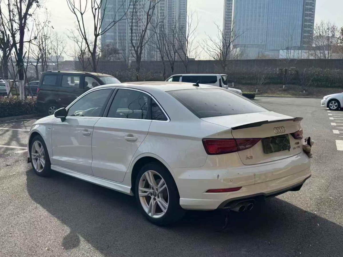 奧迪 奧迪A3  2019款 A3 35TFSI Limousine時(shí)尚型圖片