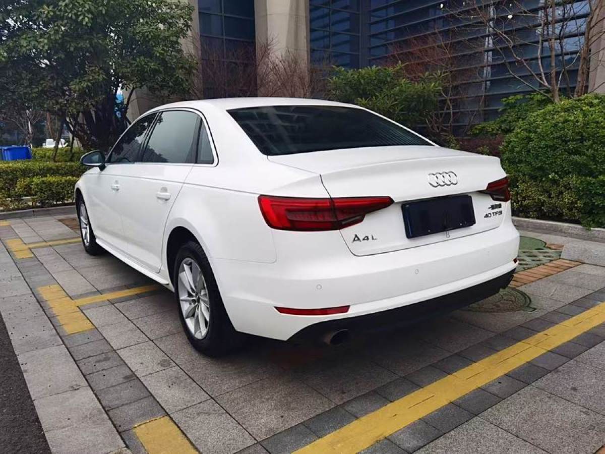 2017年1月奧迪 奧迪A4L  2017款 40 TFSI 進取型