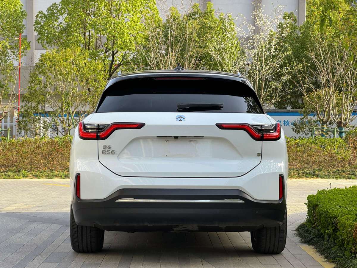 蔚来 ES6  2022款 75kWh 运动版图片