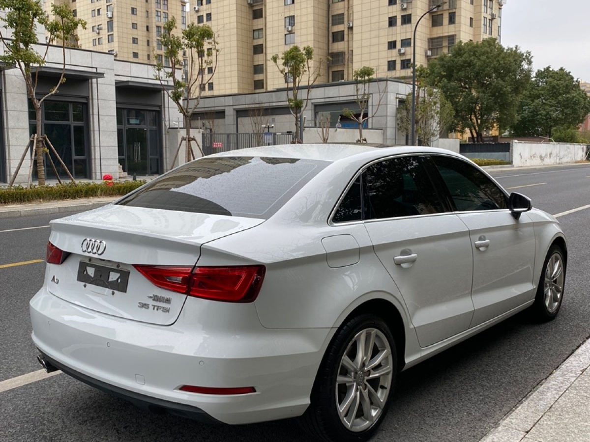 奧迪 奧迪A3  2016款 Limousine 35 TFSI 風(fēng)尚型圖片