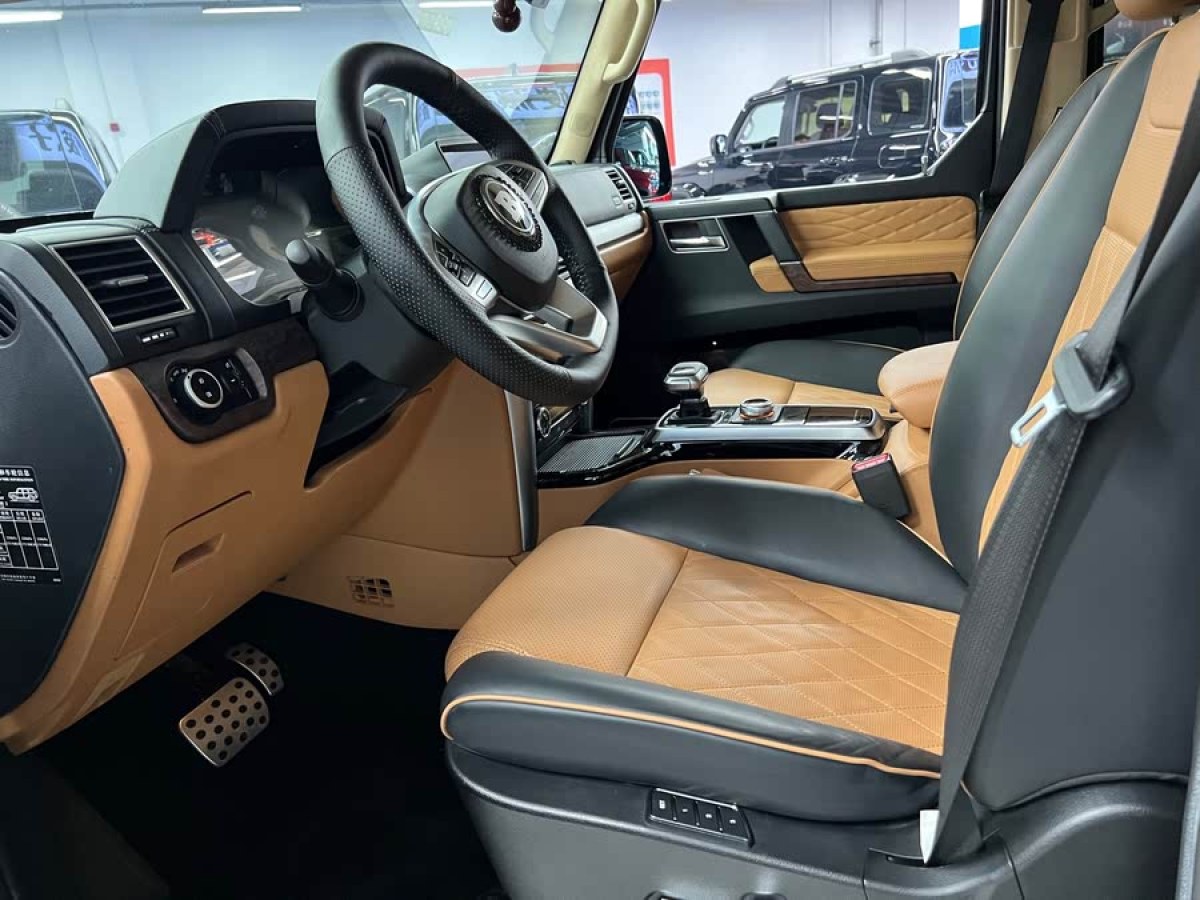 北京 BJ80  2020款 3.0T 自動(dòng)珠峰版圖片