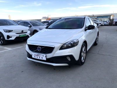 2016年2月 沃爾沃 V40(進(jìn)口) Cross Country T5 AWD 智雅版圖片