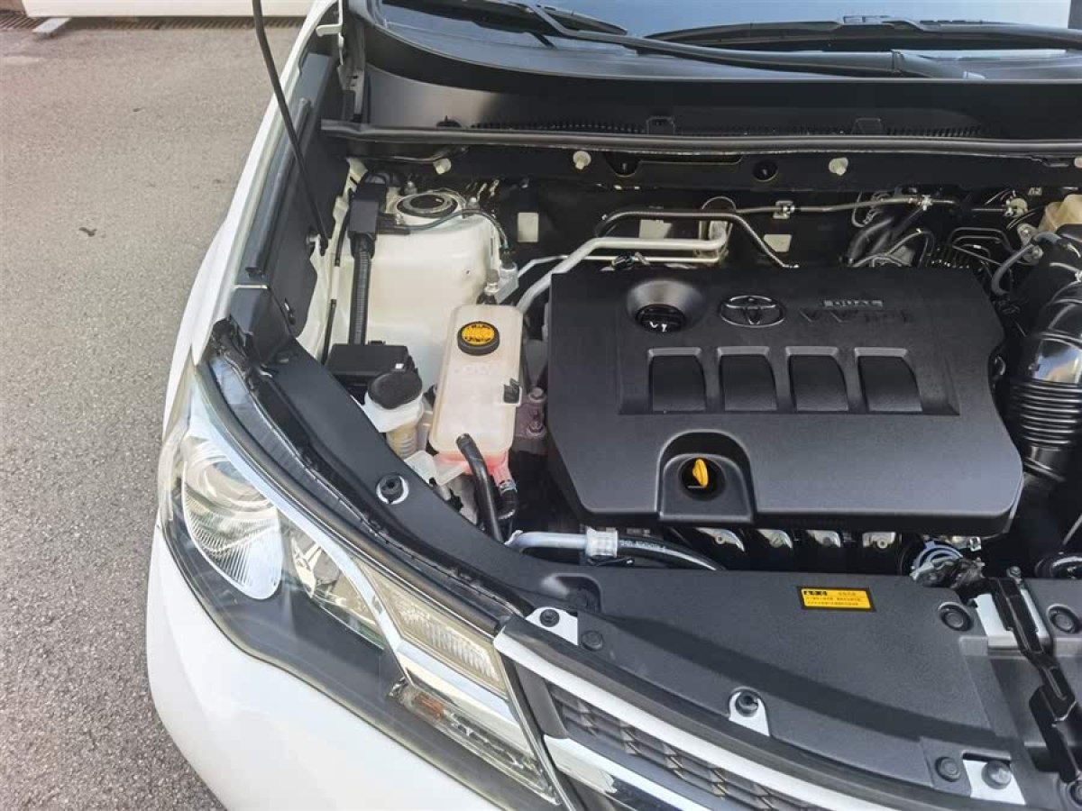 豐田 RAV4榮放  2013款 2.0L CVT四驅(qū)風(fēng)尚版圖片