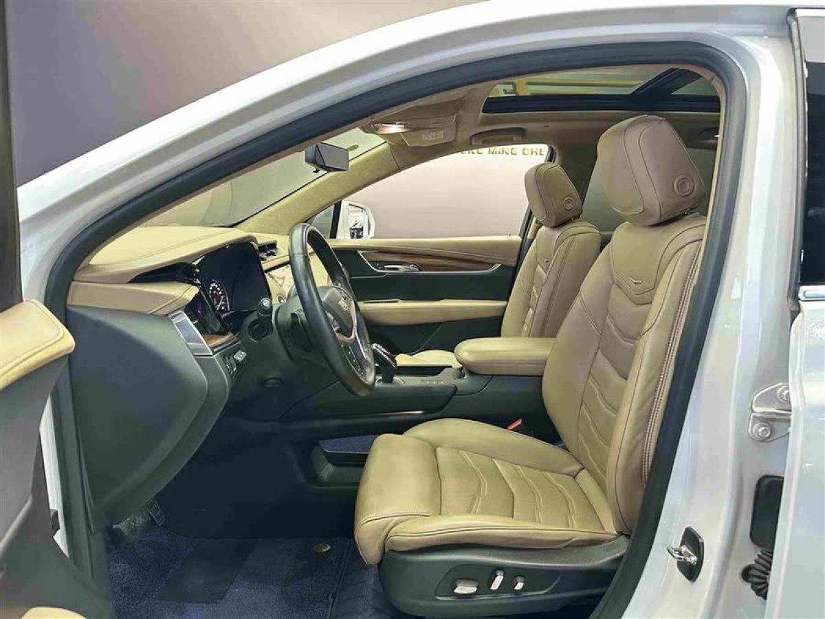 凱迪拉克 XT5  2016款 28T 四驅鉑金版圖片