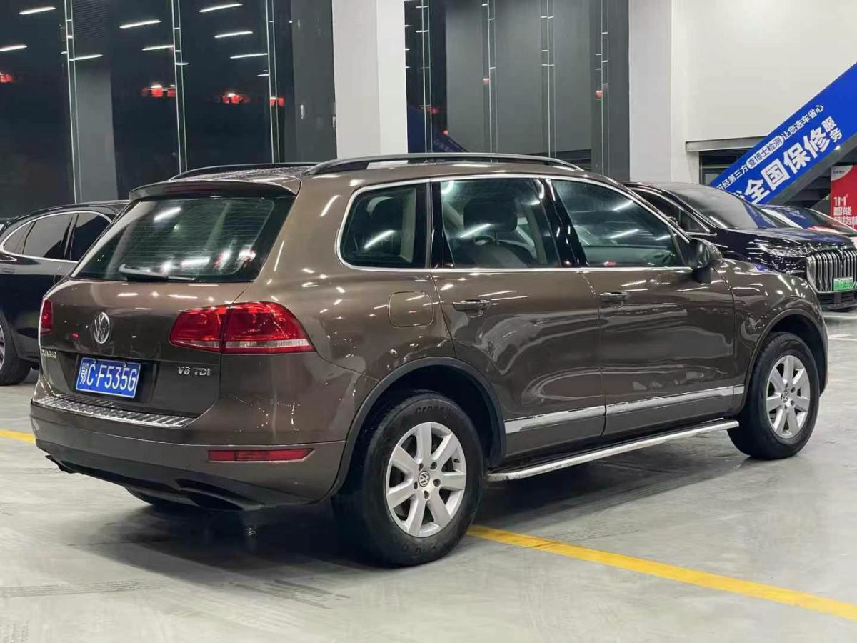 大眾 途銳  2013款 3.0TSI X 十周年限量版圖片