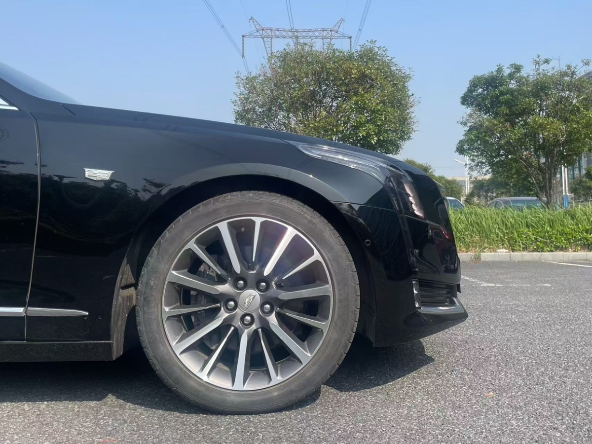 凱迪拉克 CT6  2016款 40T 領(lǐng)先型圖片