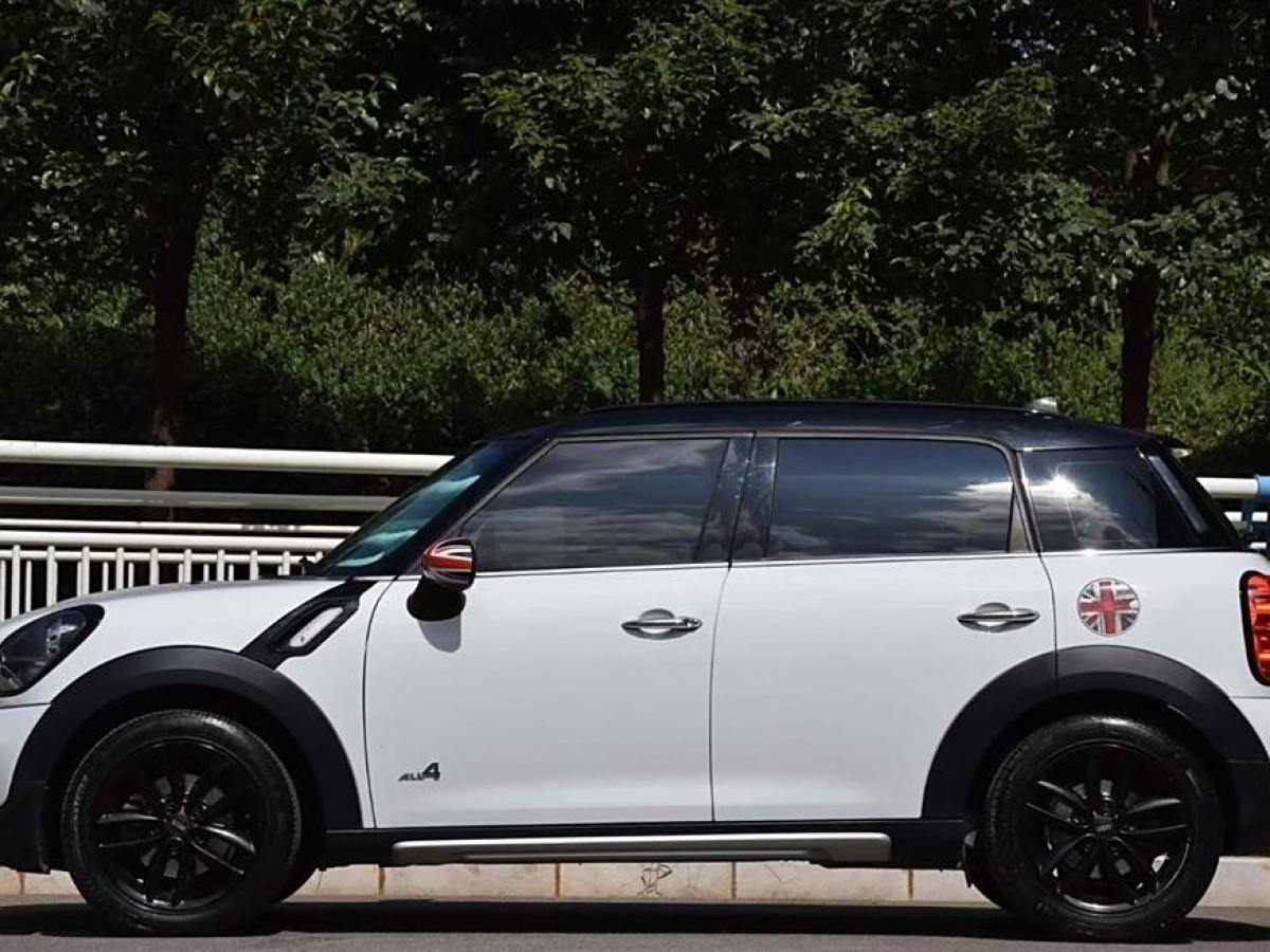 MINI COUNTRYMAN  2016款 1.6T COOPER S ALL4 裝備控圖片