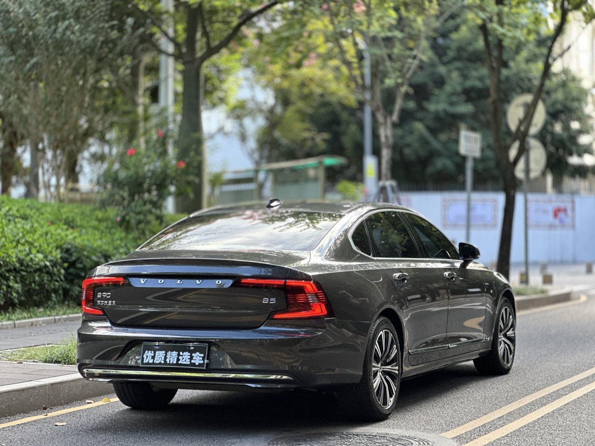 沃爾沃 S90  2021款 B5 智逸豪華版圖片