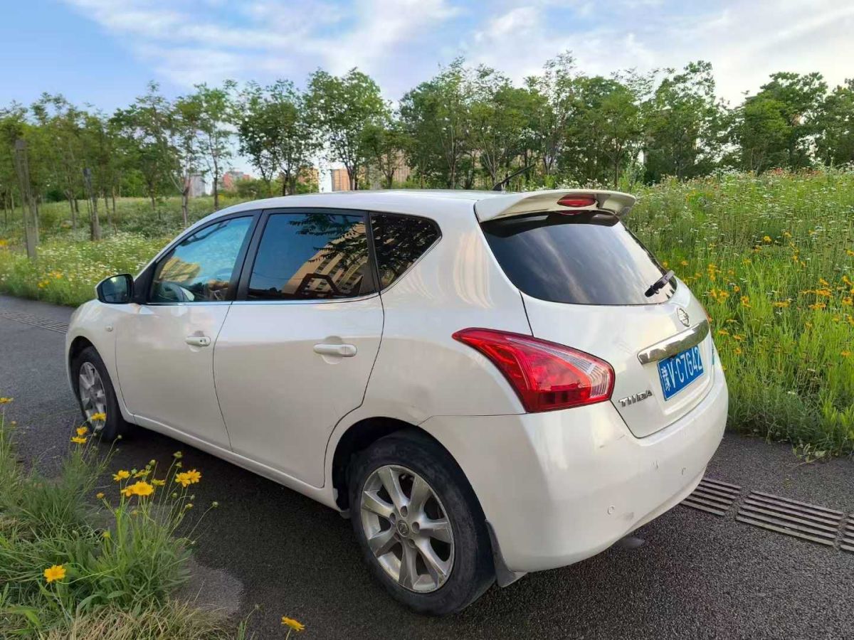 日產(chǎn) 騏達(dá)  2011款 1.6L CVT舒適型圖片