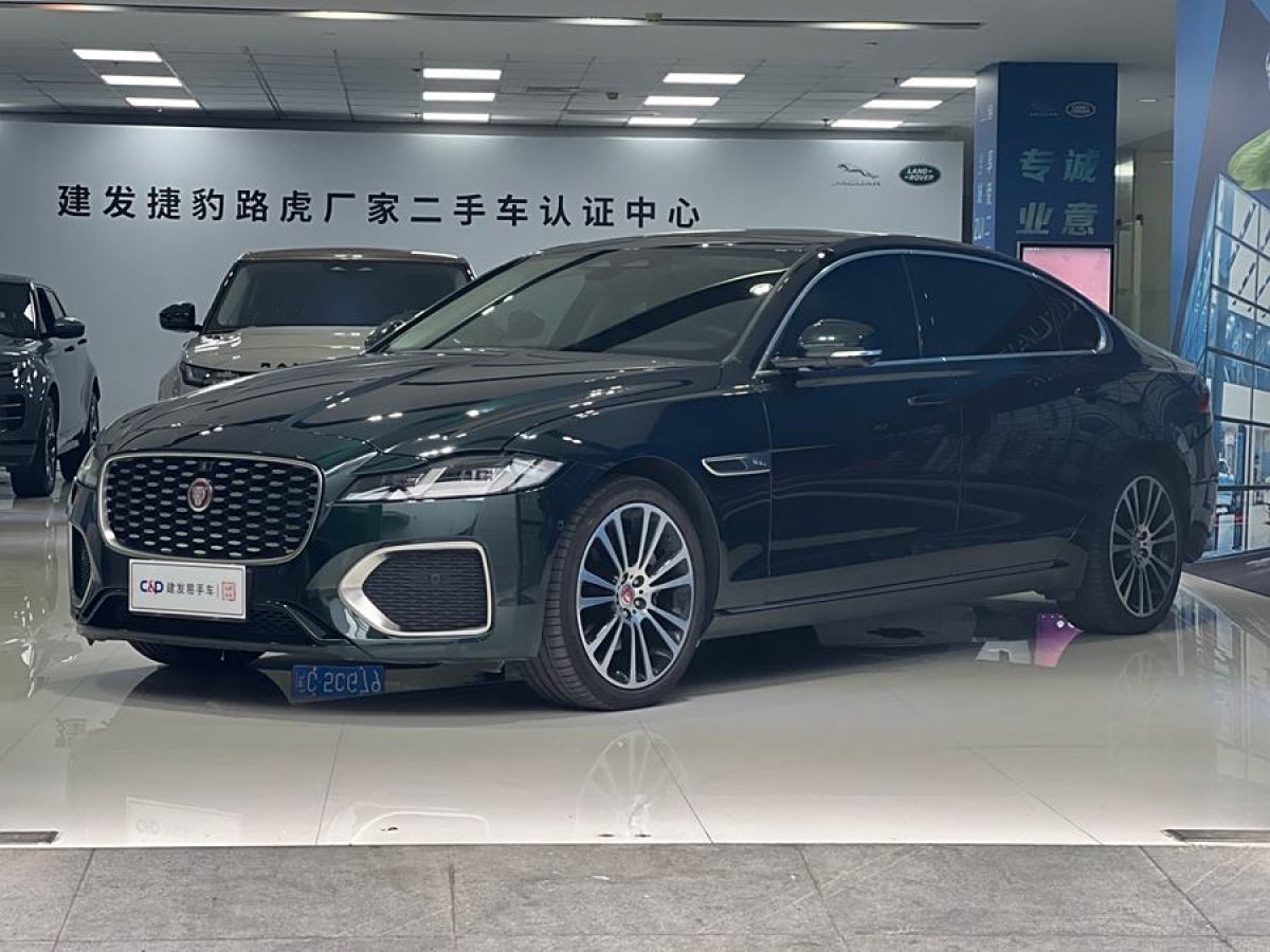 捷豹 XFL  2022款 XFL 2.0T P250 兩驅(qū)尊享豪華版圖片