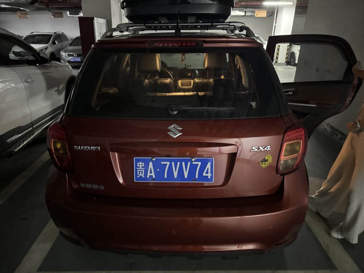 铃木 天语  2013款 SX4 1.6L 酷锐运动型图片