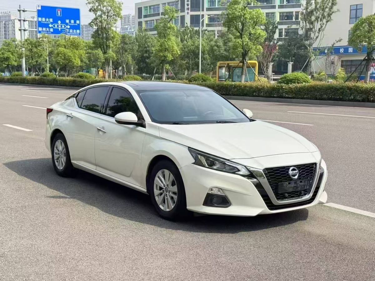 日產(chǎn) 天籟  2020款 2.0L XE 時(shí)尚版圖片