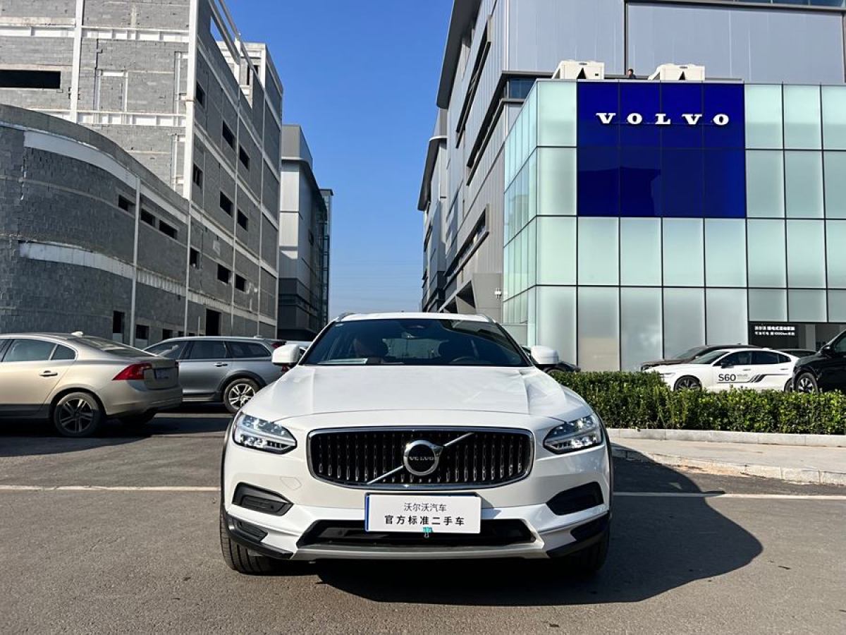 沃尔沃 V90  2023款 Cross Country B5 AWD 智远版图片