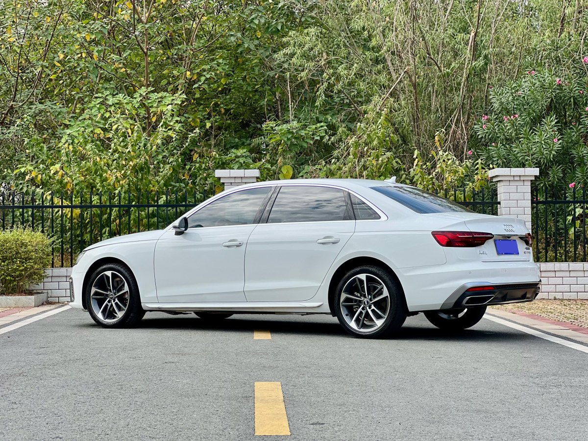 奧迪 奧迪A4L  2022款 40 TFSI 時尚動感型圖片