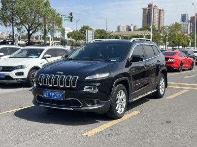 2016年11月 Jeep 自由光 2.4L 專業(yè)版圖片