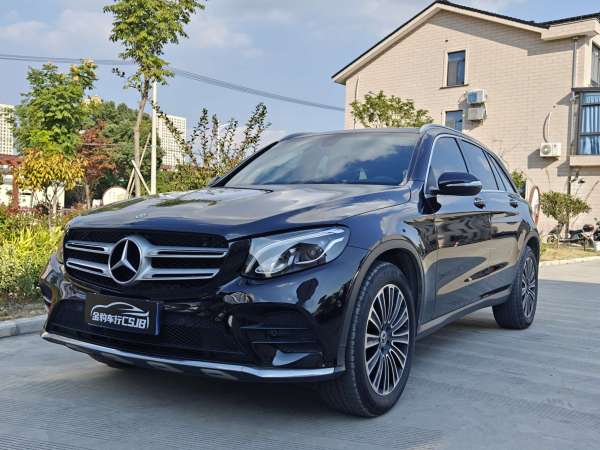 奔驰 奔驰GLC  2019款 GLC 260 4MATIC 动感型