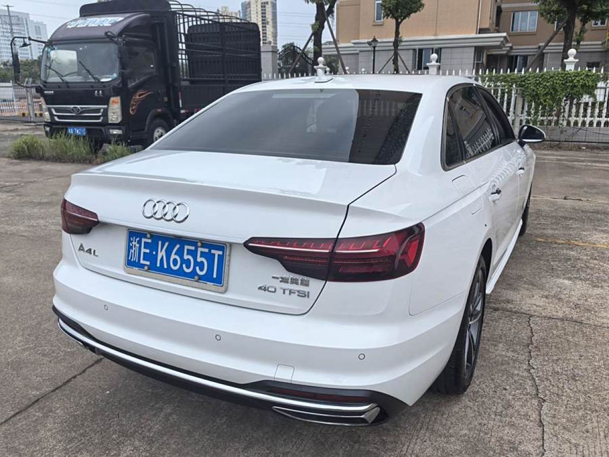 奧迪 奧迪A4L  2020款 40 TFSI 豪華動感型圖片